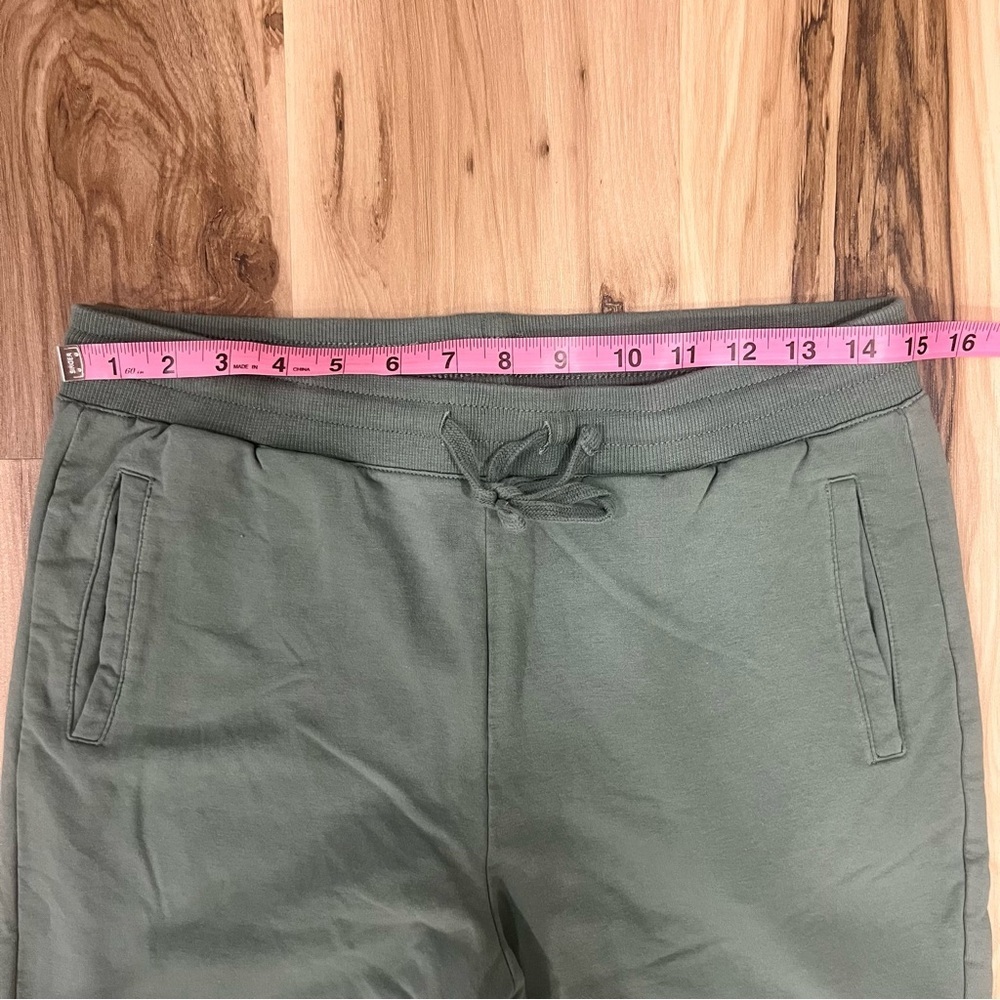 Barefoot Dreams Green Joggers with Cozy Fit - Picture 7 of 9